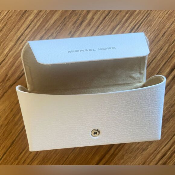 BOGO Michael Kors - Sunglasses Case Hard Shell - Picture 2 of 2